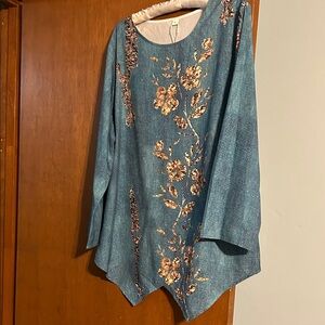 Floral Embroidered Teal Tunic